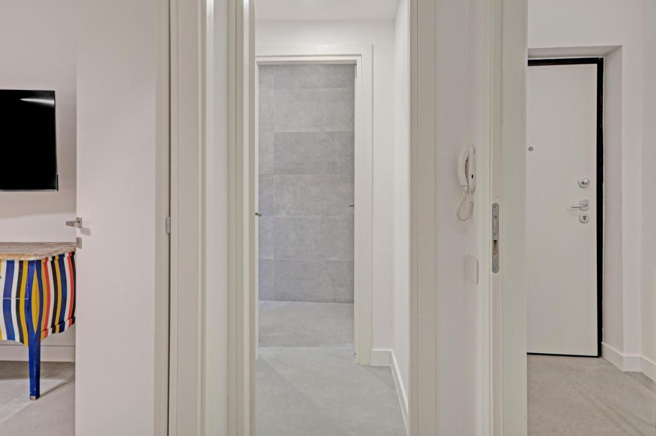 Right House Sur Le Port - Harbour View Apartment Cagliari Bagian luar foto